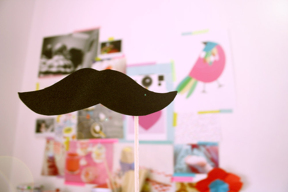 DIY : Photo booth moustaches