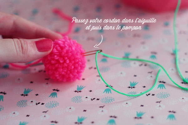 Porte-clés Pompon Artisanal En Cuir Multicolore Verni Or - Fabrication Française - Patrullero