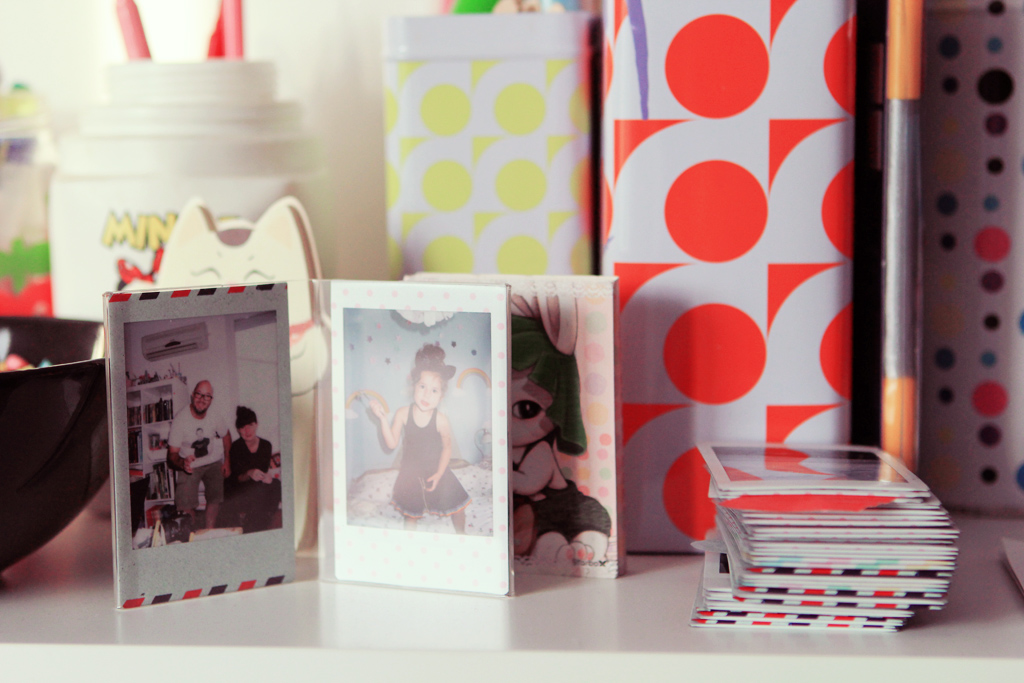 instax